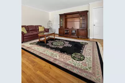 6316 252nd Street #1307, Little Neck, NY 11362 - Photo 9