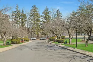 4 Channing Pl, Eastchester, NY 10709 - Photo 25