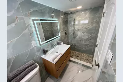 53 Lee Avenue, Valley Stream, NY 11581 - Photo 29