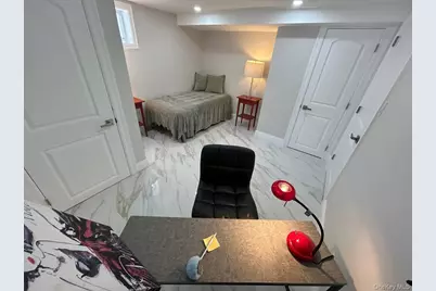 53 Lee Avenue, Valley Stream, NY 11581 - Photo 17