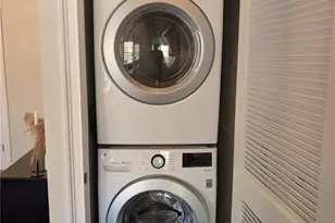 88 Brookview Ln, Newburgh, NY 12550 - Photo 13