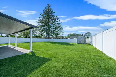 30 Jean Drive, North Babylon, NY 11703 - Photo 19