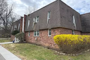 23 Crescent Dr, Thiells, NY 10984 - Photo 3