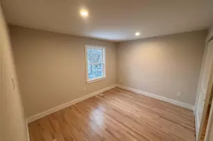 91 17th St, Wading River, NY 11792 - Photo 17