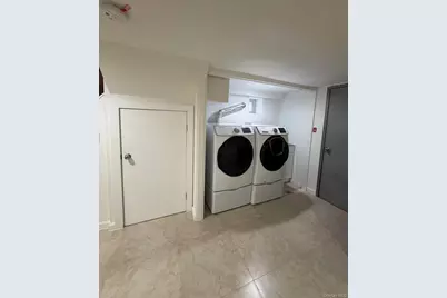 30 Herkomer Street, New Hyde Park, NY 11040 - Photo 19