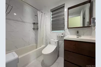 30 Herkomer Street, New Hyde Park, NY 11040 - Photo 9