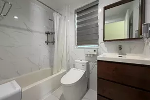 30 Herkomer St, New Hyde Park, NY 11040 - Photo 9