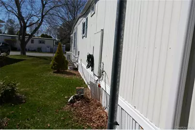 703-106 Fresh Pond Avenue, Calverton, NY 11792 - Photo 21