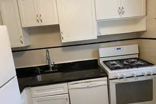 72-31 Little Neck Pkwy, Glen Oaks, NY 11004 - Photo 5