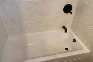 72-31 Little Neck Pkwy, Glen Oaks, NY 11004 - Photo 13