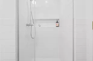 385 Argyle Rd, Brooklyn, NY 11218 - Photo 13