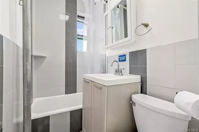 21-78 35th Street #4B, Astoria, NY 11103 - Photo 9