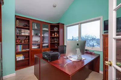 3235 Ilene Lane, Levittown, NY 11756 - Photo 11