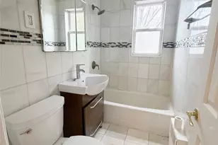 10-25 115th St, College Point, NY 11356 - Photo 9