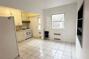 10-25 115th St, College Point, NY 11356 - Photo 5