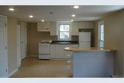 44 Wayne Avenue, Suffern, NY 10901 - Photo 11