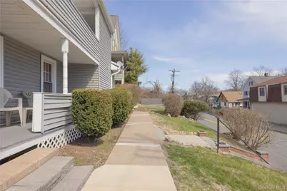 44 Wayne Avenue, Suffern, NY 10901 - Photo 21