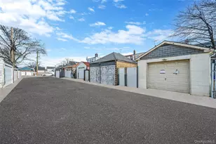 107-10 111th St, Richmond Hill, NY 11419 - Photo 13