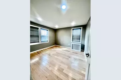 118 Sheridan Avenue, Williston Park, NY 11596 - Photo 5