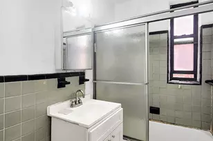 147-37 Roosevelt Ave, Flushing, NY 11354 - Photo 5