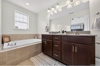 131 Meadow View Drive, Middletown, NY 10940 - Photo 25