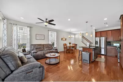 131 Meadow View Drive, Middletown, NY 10940 - Photo 17