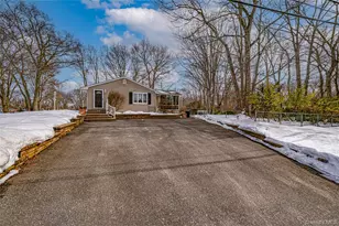 9 Storybook Ln, Saint James, NY 11780 - Photo 7