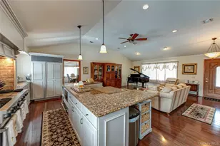 9 Storybook Ln, Saint James, NY 11780 - Photo 17