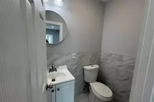 110 Woodside Ave, Freeport, NY 11520 - Photo 5