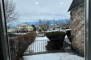 110 Woodside Ave, Freeport, NY 11520 - Photo 7