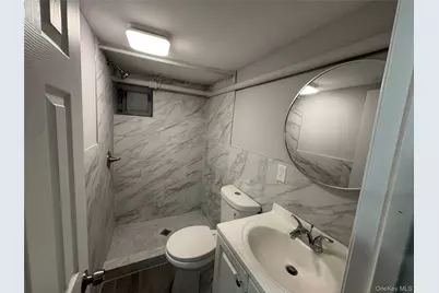 110 Woodside Avenue, Freeport, NY 11520 - Photo 9