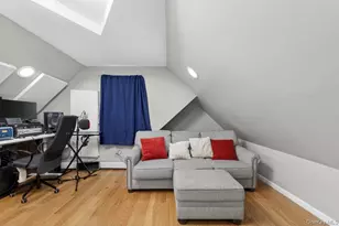 169-11 140th Ave, Jamaica, NY 11434 - Photo 9