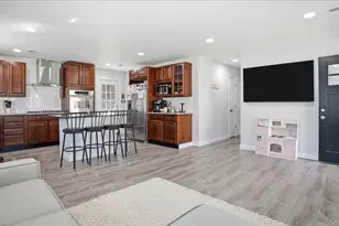 130 Beaver Dam Rd, Brookhaven, NY 11719 - Photo 13