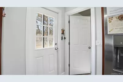 130 Beaver Dam Road, Brookhaven, NY 11719 - Photo 19