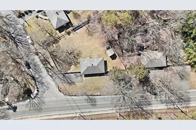 130 Beaver Dam Road, Brookhaven, NY 11719 - Photo 9