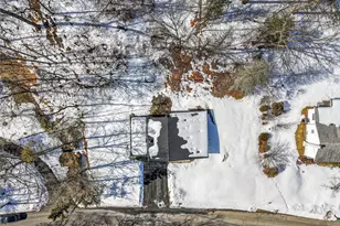 74 Roosevelt Rd, Hyde Park, NY 12538 - Photo 15