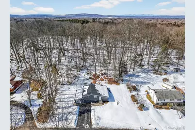 74 Roosevelt Road, Hyde Park, NY 12538 - Photo 3