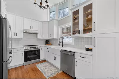 74 Roosevelt Road, Hyde Park, NY 12538 - Photo 11