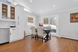 74 Roosevelt Rd, Hyde Park, NY 12538 - Photo 9