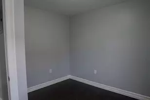 135-40 231st St, Springfield Gardens, NY 11413 - Photo 9