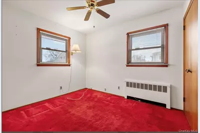 181 Sycamore Avenue, Bethpage, NY 11714 - Photo 9