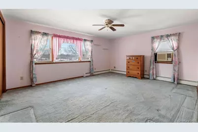 181 Sycamore Avenue, Bethpage, NY 11714 - Photo 25