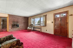 181 Sycamore Ave, Bethpage, NY 11714 - Photo 3