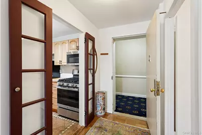 499 N Broadway #6M, White Plains, NY 10603 - Photo 17