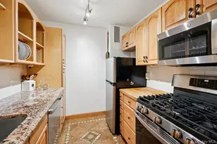 499 N Broadway, White Plains, NY 10603 - Photo 13