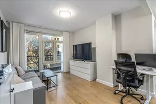 28-09 39th Ave, Long Island City, NY 11101 - Photo 3