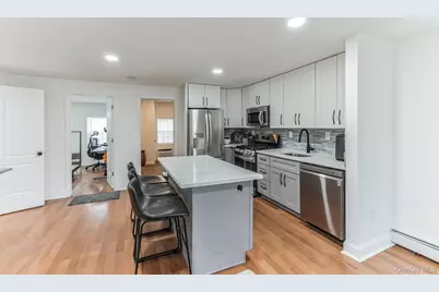 40-09 23rd Avenue, Astoria, NY 11105 - Photo 9