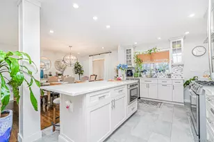 27 Witteman Pl, New York, NY 10301 - Photo 13