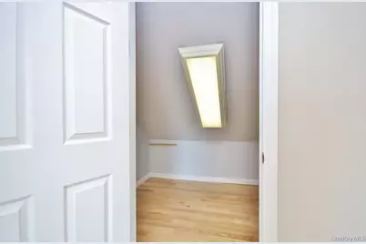 23 Robert Road, Poughkeepsie, NY 12603 - Photo 31