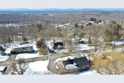 23 Robert Road, Poughkeepsie, NY 12603 - Photo 5